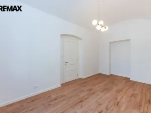Pronájem bytu 2+kk, Praha - Vyšehrad, Vratislavova, 34 m2