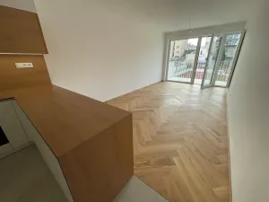 Pronájem bytu 2+kk, Brno, Poděbradova, 77 m2