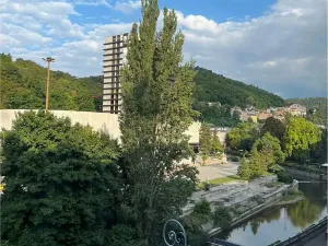 Pronájem bytu 2+1, Karlovy Vary, Zahradní, 52 m2