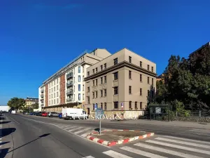 Pronájem bytu 1+kk, Praha - Holešovice, Jankovcova, 38 m2