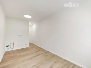 Prodej bytu 1+kk, Praha - Kyje, Vajgarská, 16 m2