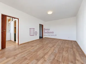 Pronájem bytu 1+1, Jindřichův Hradec - Jindřichův Hradec III, sídliště Vajgar, 44 m2