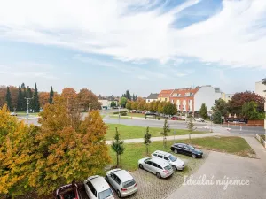 Pronájem bytu 2+kk, Praha - Suchdol, Brandejsovo náměstí, 54 m2