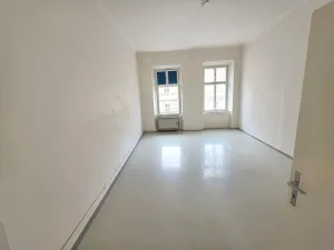 Pronájem kanceláře, Praha - Smíchov, Nádražní, 40 m2