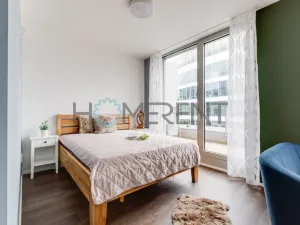 Pronájem bytu 1+kk, Praha - Smíchov, Plzeňská, 31 m2