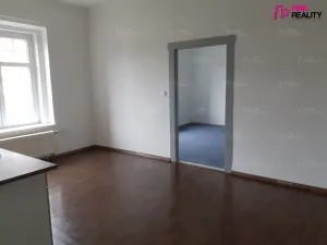 Pronájem bytu 2+kk, Dvůr Králové nad Labem, Roháčova, 50 m2