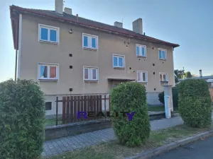 Prodej bytu 2+1, Vroutek, Husova, 60 m2