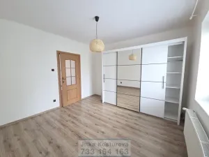Pronájem bytu 2+1, Krnov - Pod Bezručovým vrchem, Hlubčická, 53 m2