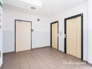 Pronájem bytu 2+kk, Praha - Ruzyně, Ciolkovského, 41 m2