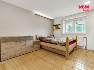 Prodej rodinného domu, Králův Dvůr - Počaply, nám. 1. máje, 155 m2