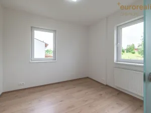 Prodej bytu 2+kk, Tachov, Na Třešňovce, 37 m2