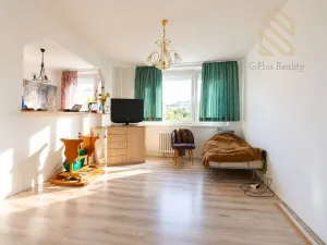 Prodej bytu 3+1, Krupka - Maršov, Dukelských hrdinů, 67 m2