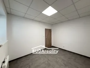 Pronájem kanceláře, Otrokovice, tř. Osvobození, 12 m2