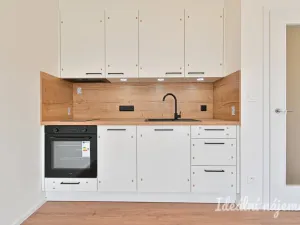 Pronájem bytu 1+kk, Brno - Maloměřice, Pod Kavkami, 27 m2