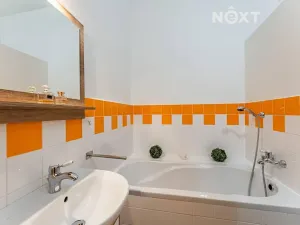 Prodej rodinného domu, Štíty, nám. Míru, 267 m2