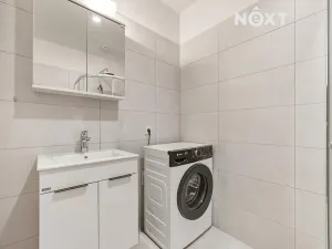 Pronájem bytu 2+kk, Praha - Vysočany, Kolmá, 34 m2