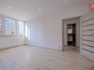 Prodej bytu 1+1, Ostrava, Evžena Rošického, 35 m2