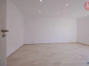 Prodej bytu 1+1, Ostrava, Evžena Rošického, 35 m2