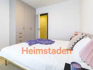 Pronájem bytu 2+kk, Praha - Holešovice, U Pergamenky, 55 m2