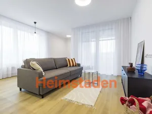 Pronájem bytu 2+kk, Praha - Holešovice, U Pergamenky, 55 m2