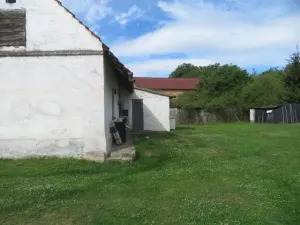 Dražba rodinného domu, Kožlany, 1687 m2
