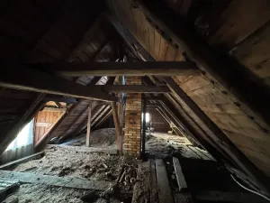 Dražba chaty, Zahrádky, 260 m2