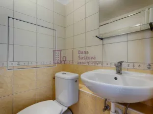 Pronájem bytu 2+kk, Jindřichův Hradec - Jindřichův Hradec III, sídliště Vajgar, 45 m2