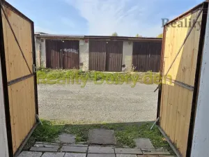 Prodej garáže, Opava, Bochenkova, 19 m2