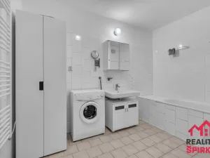 Prodej bytu 2+1, Praha - Řepy, Makovského, 67 m2