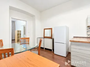 Prodej ubytování, Praha - Smíchov, Plzeňská, 70 m2