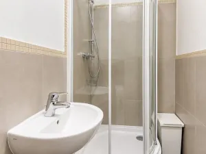 Prodej ubytování, Praha - Smíchov, Plzeňská, 70 m2