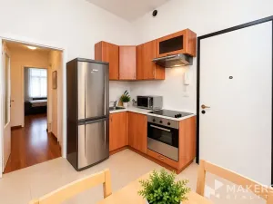 Prodej ubytování, Praha - Smíchov, Plzeňská, 70 m2