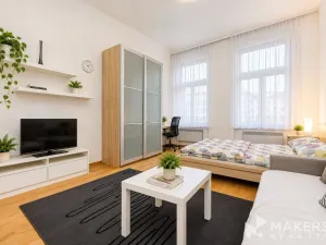 Prodej ubytování, Praha - Smíchov, Plzeňská, 190 m2