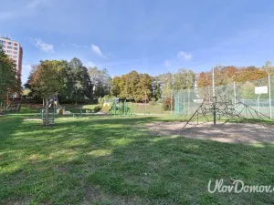 Prodej bytu 2+1, Praha - Kobylisy, Paláskova, 55 m2