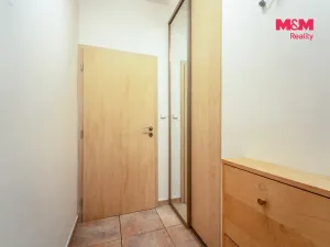 Prodej bytu 2+kk, Praha - Holešovice, U městských domů, 42 m2