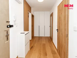 Prodej bytu 3+kk, Praha - Újezd, Vodnická, 84 m2
