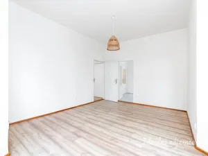 Pronájem bytu 2+1, Praha - Smíchov, Pod Barvířkou, 52 m2