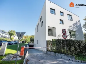Pronájem bytu 2+kk, Ostrava, Na Burni, 47 m2