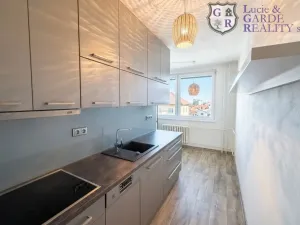 Pronájem bytu 2+1, Tábor, Sezimova, 58 m2