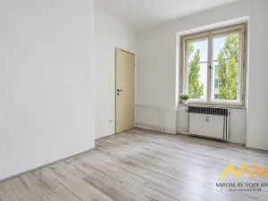 Pronájem bytu 3+1, Hradec Králové, Nerudova, 95 m2
