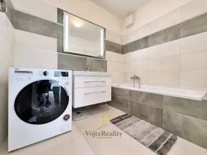 Pronájem bytu 2+kk, Olomouc, Edvarda Beneše, 58 m2