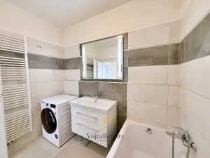 Pronájem bytu 2+kk, Olomouc, Edvarda Beneše, 58 m2