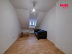 Pronájem bytu 2+1, Mariánské Lázně - Úšovice, Anglická, 50 m2