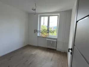 Pronájem bytu 2+kk, Kopřivnice, Pod Morávií, 43 m2