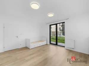 Pronájem bytu 1+kk, Plzeň - Jižní Předměstí, Železná, 28 m2