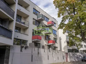 Prodej bytu 3+kk, Praha, U michelského mlýna, 75 m2
