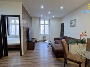 Pronájem bytu 2+kk, Praha - Vršovice, Moskevská, 46 m2