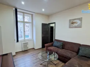 Pronájem bytu 2+kk, Praha - Vršovice, Moskevská, 46 m2