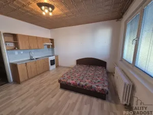 Pronájem bytu 1+kk, Třinec, Lidická, 32 m2