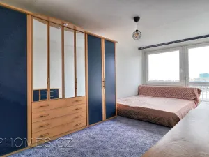 Pronájem bytu 2+kk, Praha - Kobylisy, Hlaváčova, 58 m2